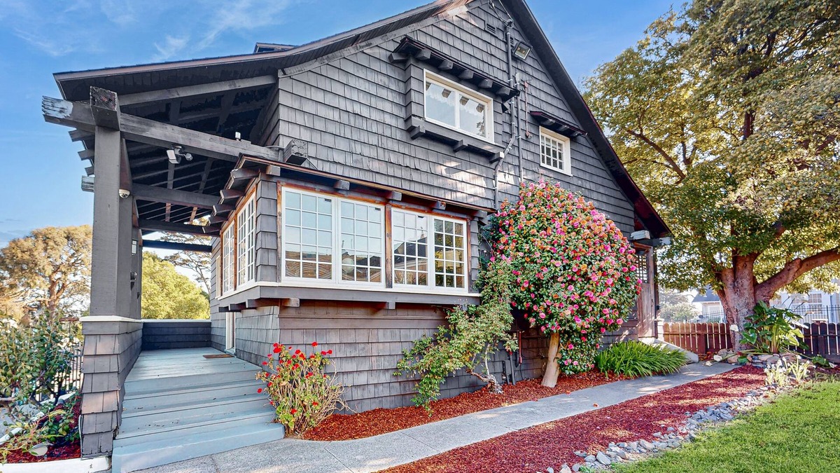 Downtown House | Historic three-bedroom home near shops & restaurants-One block from Humbolt Bay