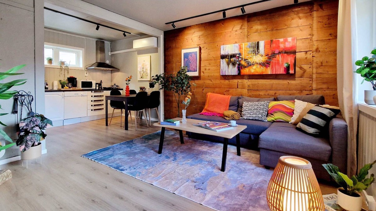 Engen House | Historic townhouse - 2 baths, 3 floors, 100 percent charm