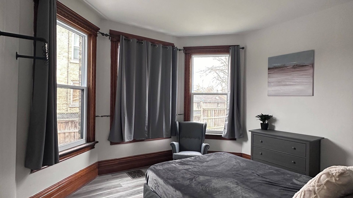Strathroy Apartment | Historic Victorian Apartment
