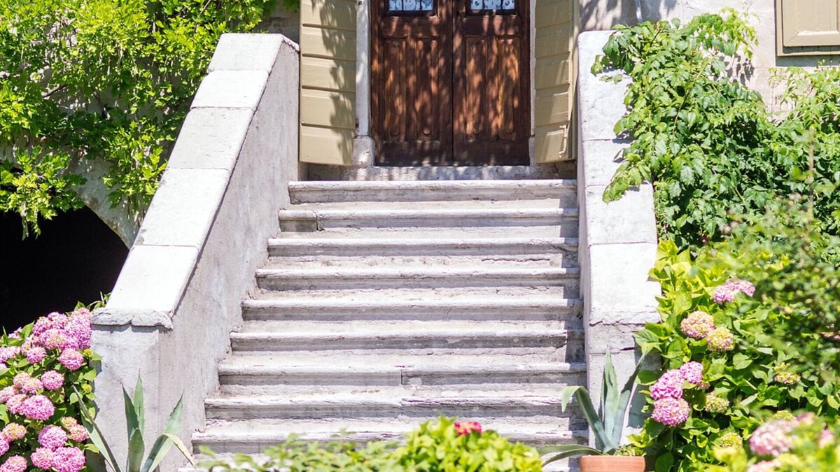 Borgo Valbelluna Villa | Historic Villa from the 1300s