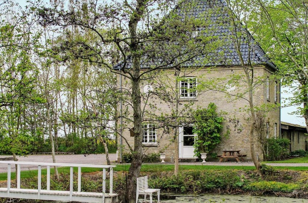 Dannemare House | Historic Water Tower Retreat-By Traum