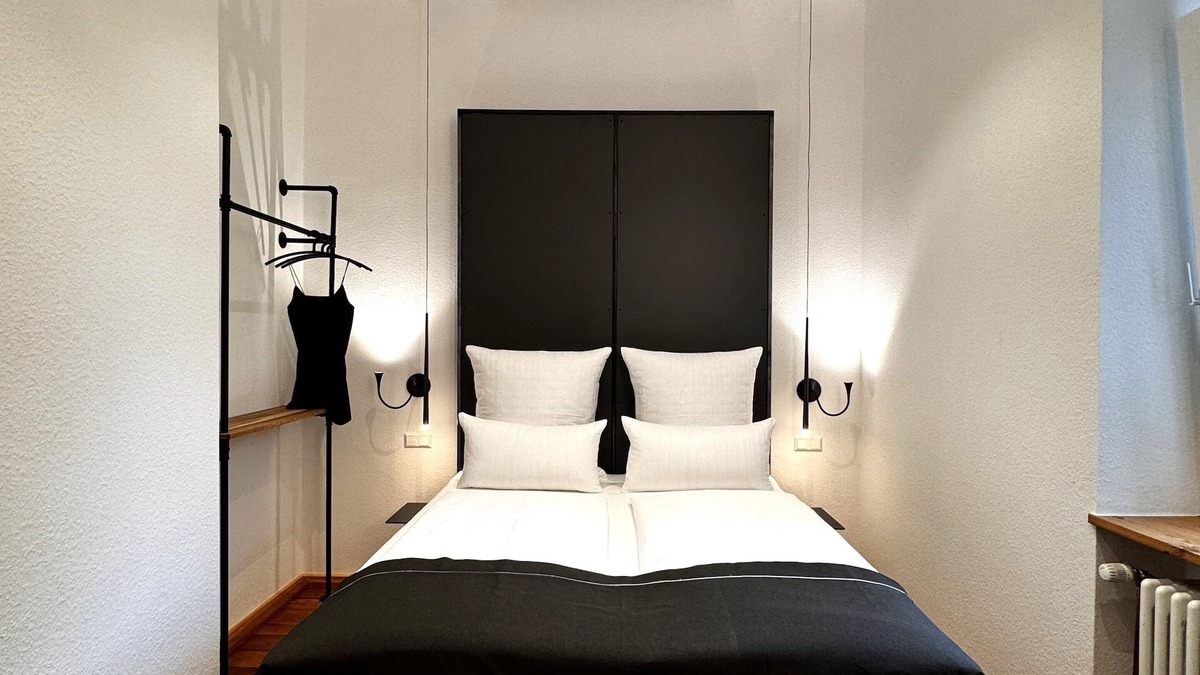 Freiburg im Breisgau Apartment | Historical Luxury Homes - Deluxe Edition - Luxus Loft Wall Street