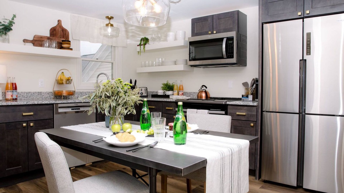 Lenox Apartment | Historical Downtown 1bedroom