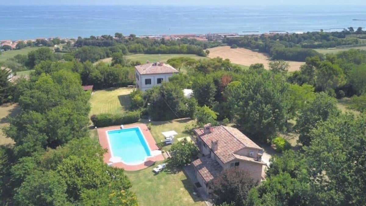 Fano Villa | Historical end country villa with swimming pool near the sea