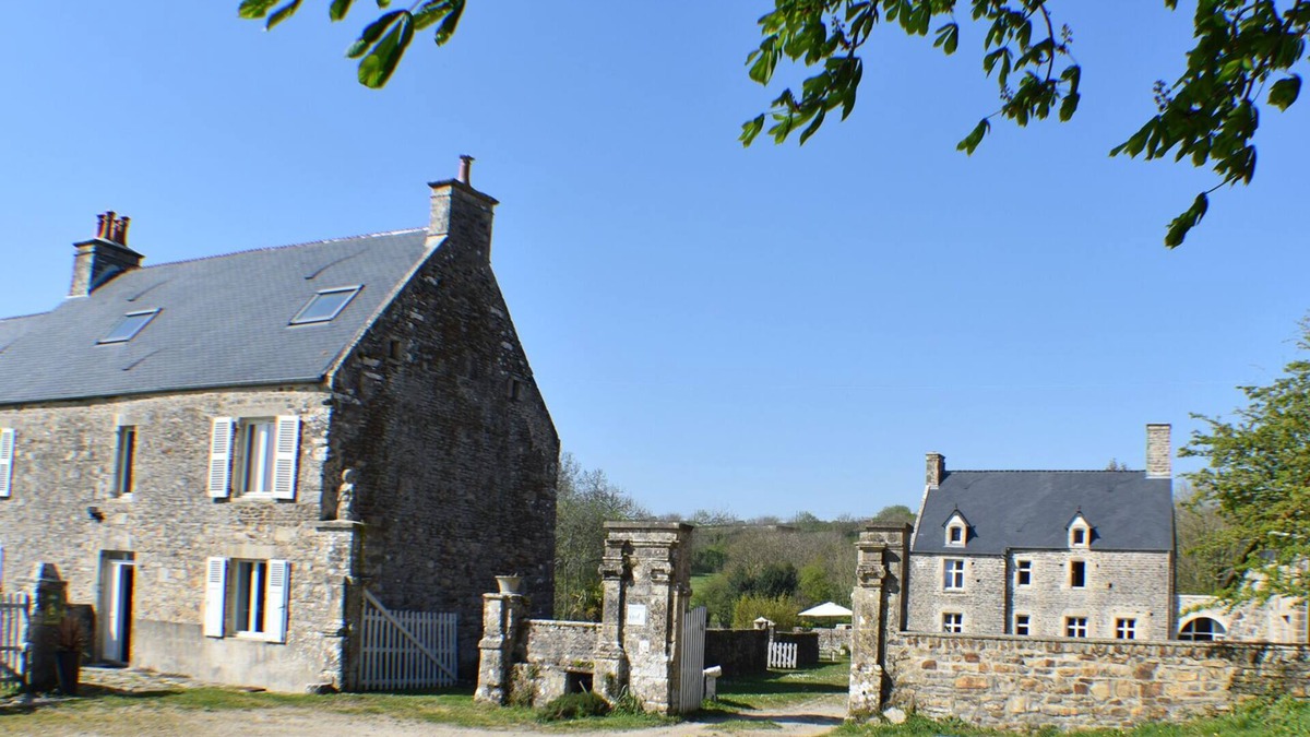 Barneville-Carteret House | Historical heritage 3 km from the sea, the Manoir de Barneville