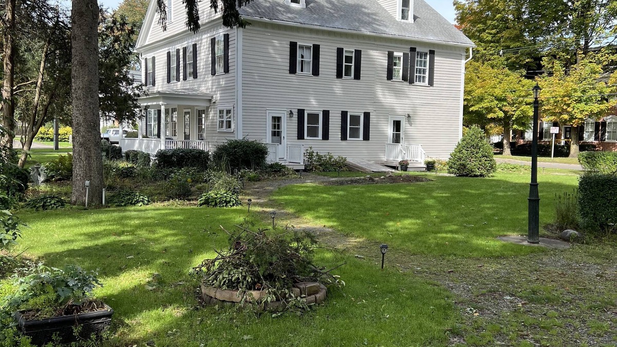 East Homer House | Historical Home in downtown Homer