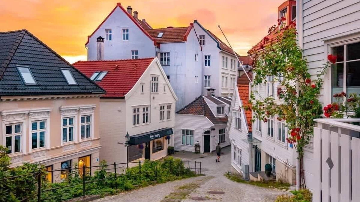 Bergen City Centre Apartment | Historical house from 1850 in the heart of Bergen