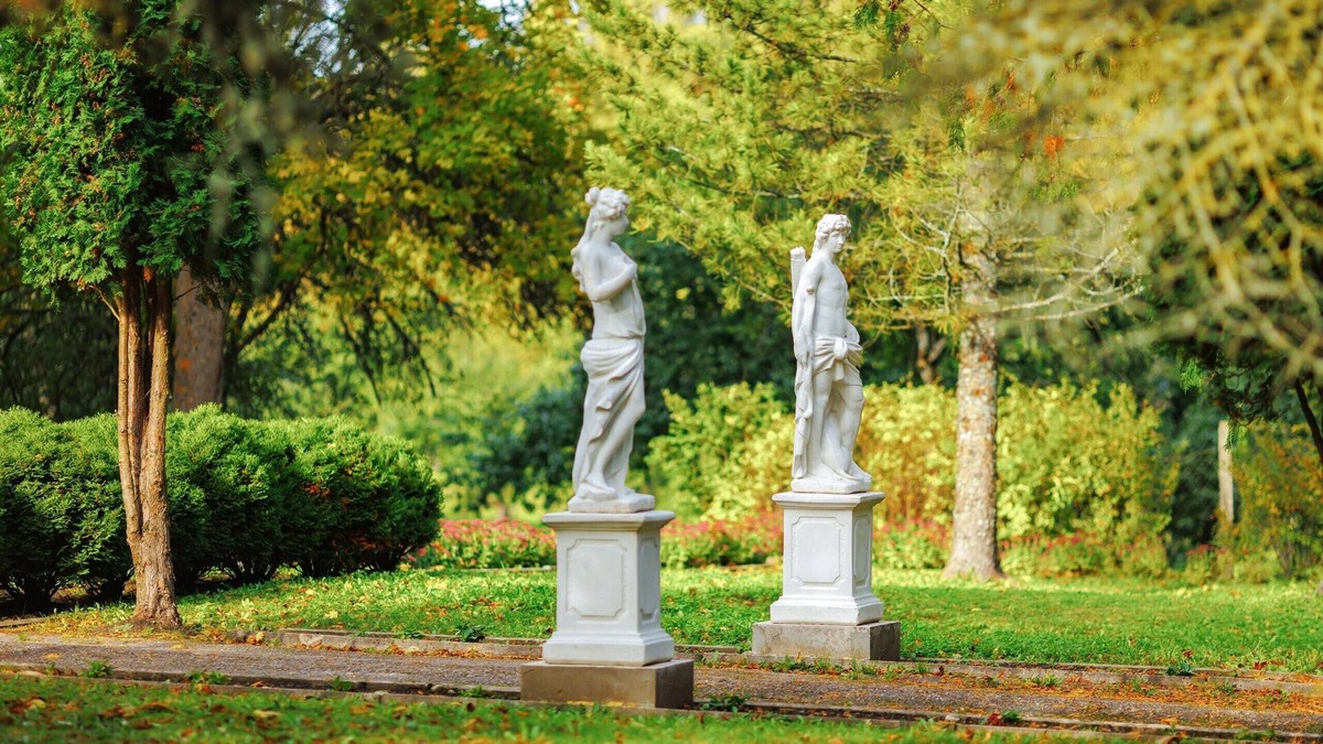 Latgale Villa | Historical manor in Silajani - Apple Manor & Garden Complex