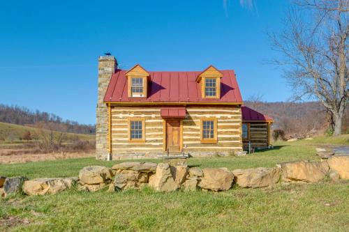 Paris House | Historical Paris Cabin on Farm with Fire Pit!