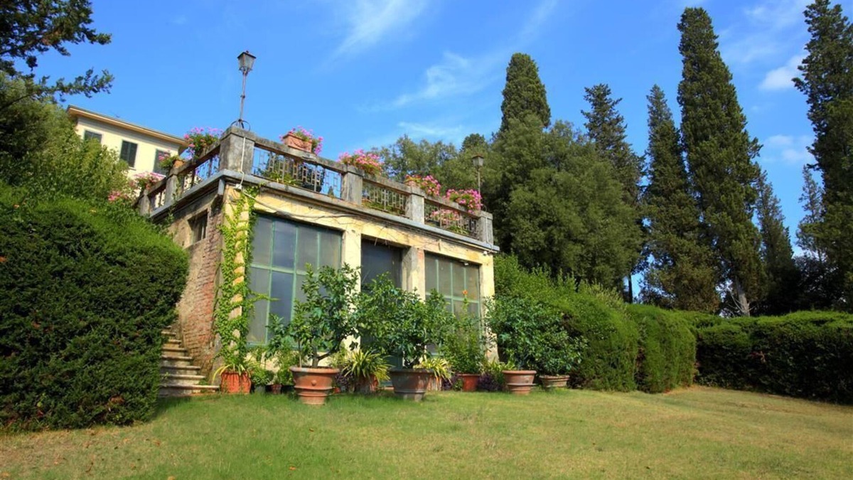 Empoli Villa | HISTORICAL RESIDENCE CHIANTI private swimming pool 30 km from FLORENCE