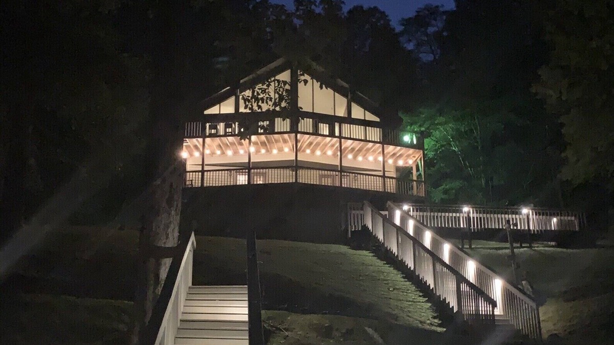Jacksboro House | Hiwassee Hideaway - Lakefront, Covered Dock, Quiet Cove, Breathtaking Views.