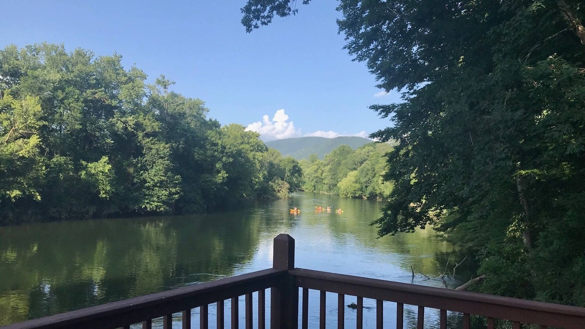 Benton House | Hiwassee River House Fisherman's Dream