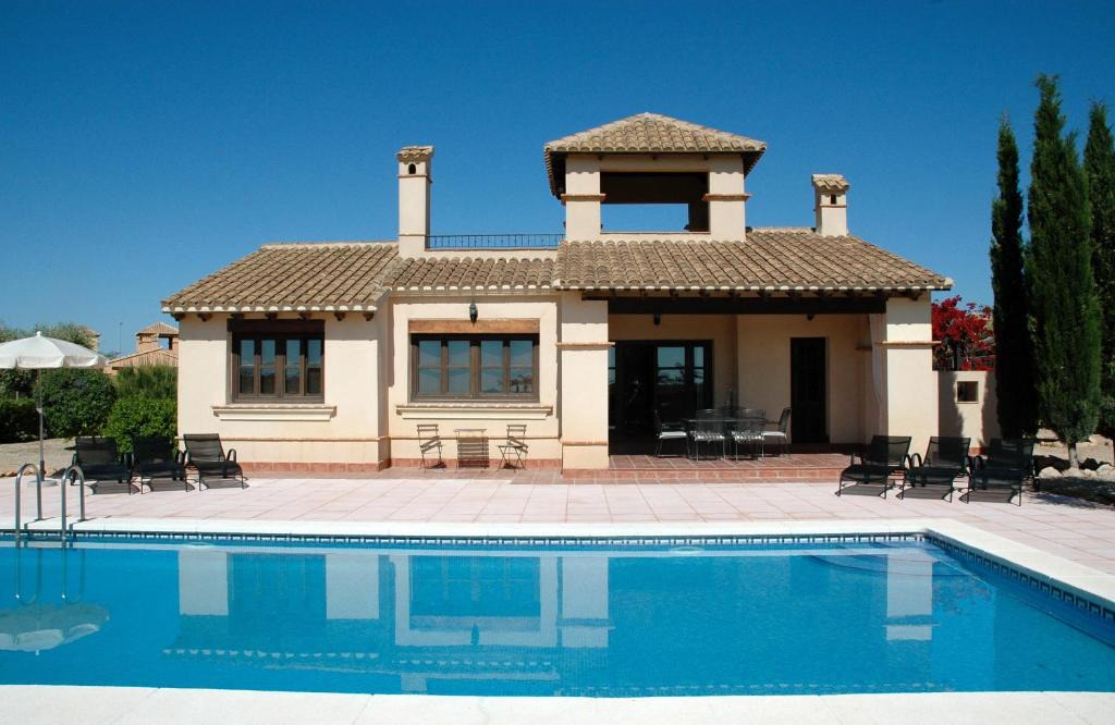 Hacienda del Alamo Villa | HL 001 Holiday rentals 3 Bedrooms 2 Bathroom