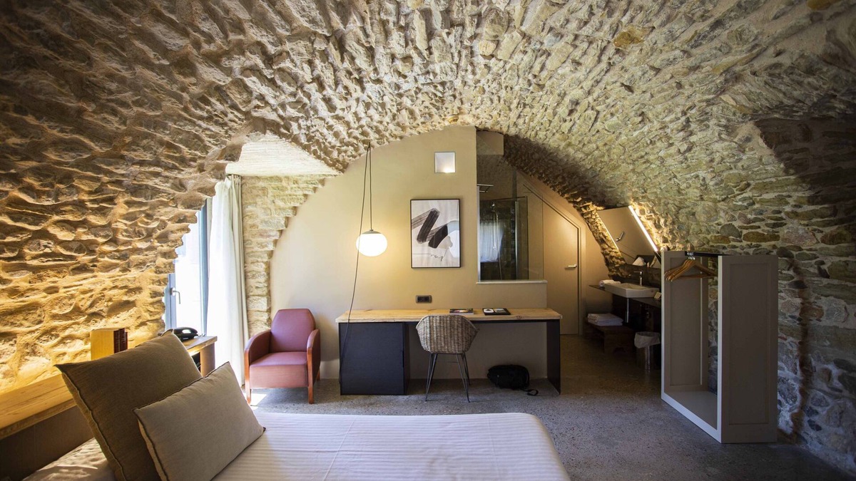 Monells Hotel | Hotel Arcs de Monells