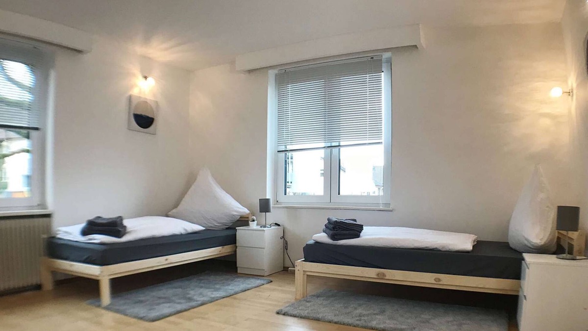 Gottmadingen Apartment | HÖ01 large apartment with dryer and washing machine