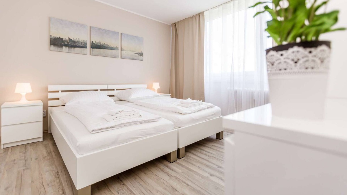 Hackenbroich Apartment | HÖ01 large apartment with dryer and washing machine