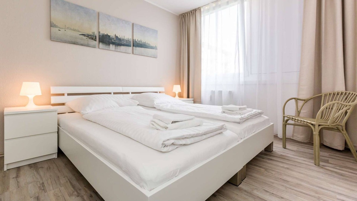 Hackenbroich Apartment | HÖ01 large apartment with dryer and washing machine