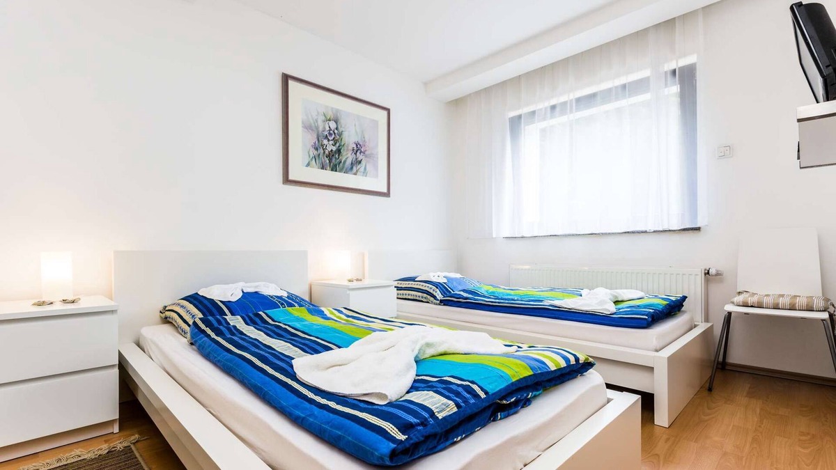 Buchheim Apartment | HÖ01 large apartment with dryer and washing machine