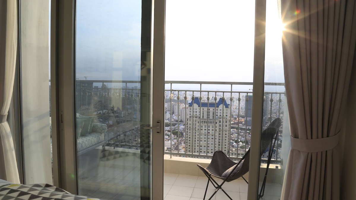 Hang Xanh Apartment | Hoasun Boutique Apartment - Vinhomes Central Park
