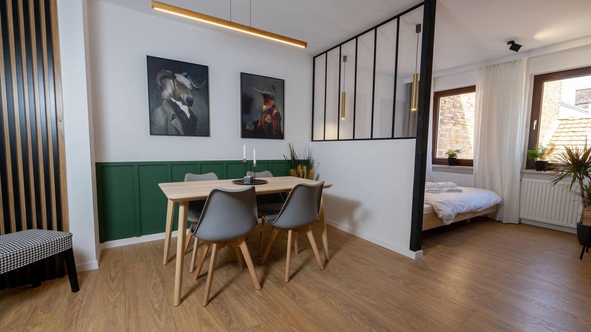 Lutherstadt Wittenberg Apartment | Hochwertiges Apartment mit 100-zoll-beamer in der Historischen Altstadt