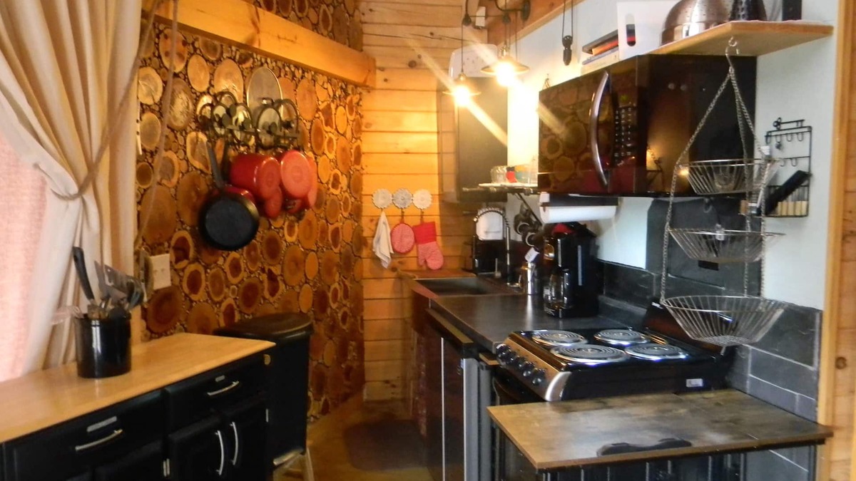 Laurelville Cabin | Hocking Hills A-Frame Log/Stone Cabin by the Pond-Quiet and Private