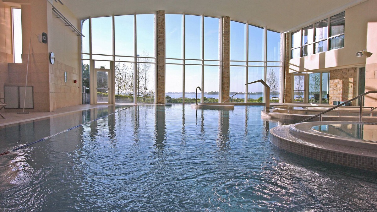 Athlone Hotel | Hodson Bay Hotel