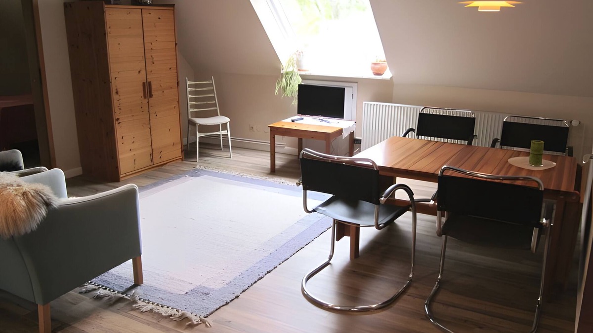 Neukirchen/Erzgeb Apartment | Hof Neudamm Large Holiday Apartment