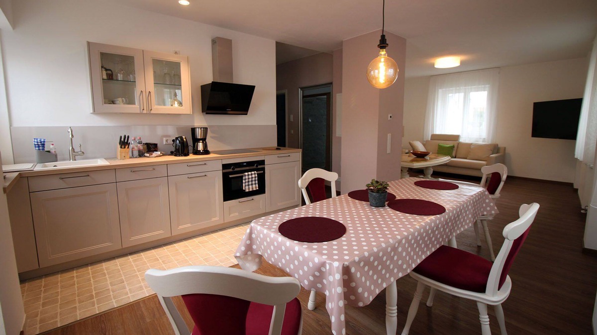 Heppenheim Apartment | Hofreite Top 1: Beautiful, high quality apartment with 63 m²