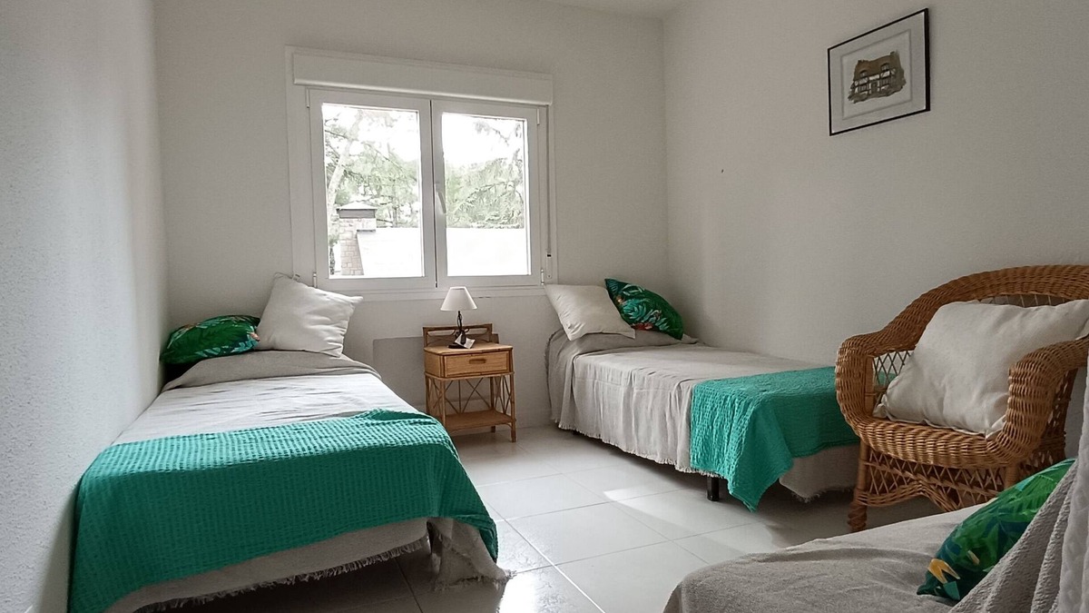 Fuencarral-El Pardo House | Hogar en Espacio Verde Tranquilo y con Areas Compartidas de Disfrute