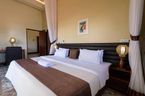 Hoima Hotel | Hoima Buffalo Hotel & Business Hub LTD