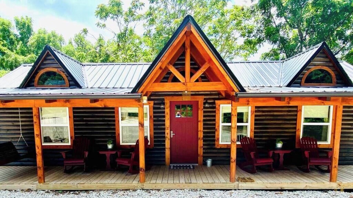 Williamson House | Hokie Hideout at Billy Goat Mountain Village