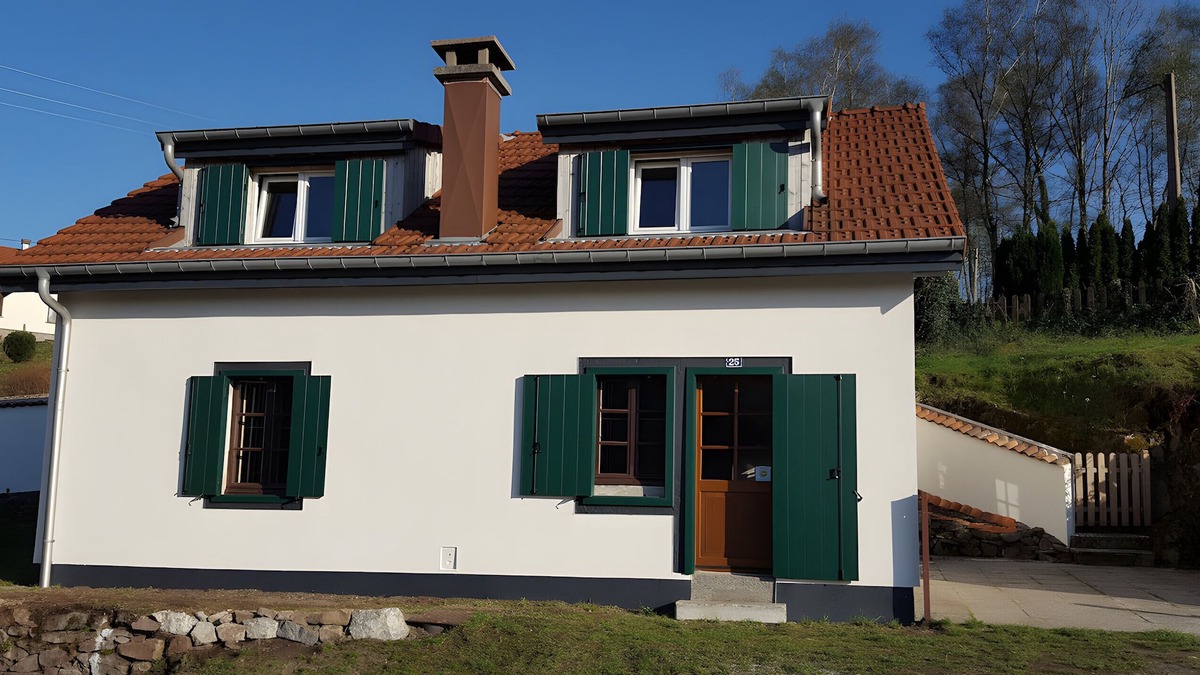 Saint-Maurice-sur-Moselle House | Holiday Home 'Maurice' with Mountain View, Private Terrace and Private Garden