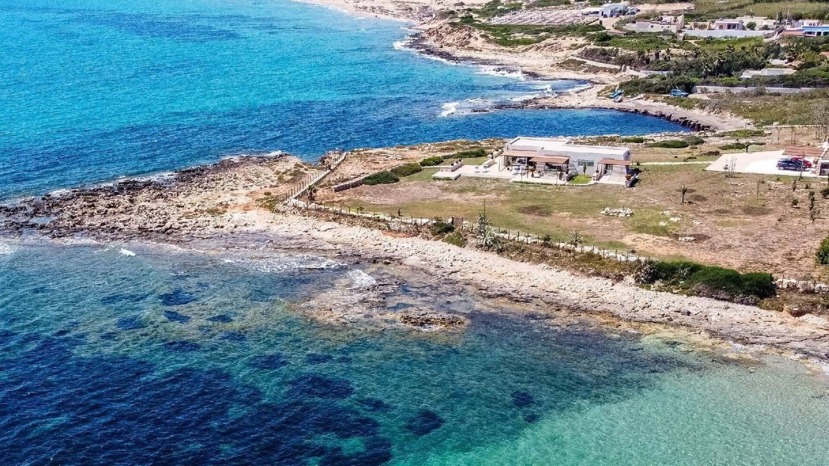 Portopalo di Capo Passero House | Holiday house Portopalo di Capo Passero for 1 - 6 persons with 3 bedrooms - Holiday house