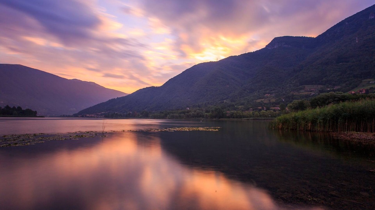 Monasterolo del Castello House | Holiday House - "RESIDENCE LAGO DI ENDINE"