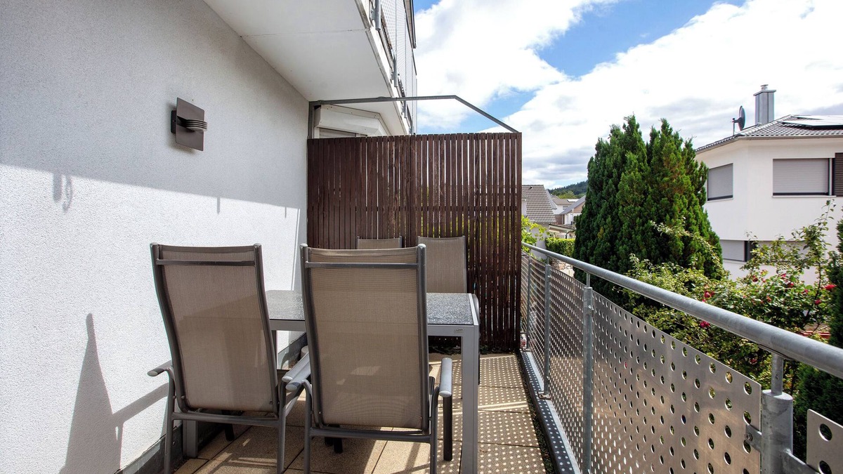 Dottingen Apartment | Holiday Apartment "Haus Castellblick" with Mountain View, Balcony & Wi-Fi