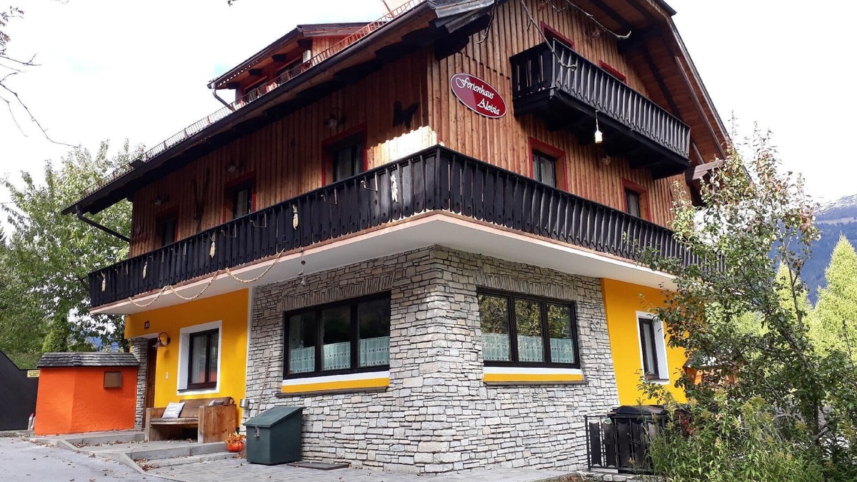 Sankt Michael im Lungau Apartment | Holiday apartment St. Michael im Lungau for 1 - 6 persons with 3 bedrooms - Holiday apartment