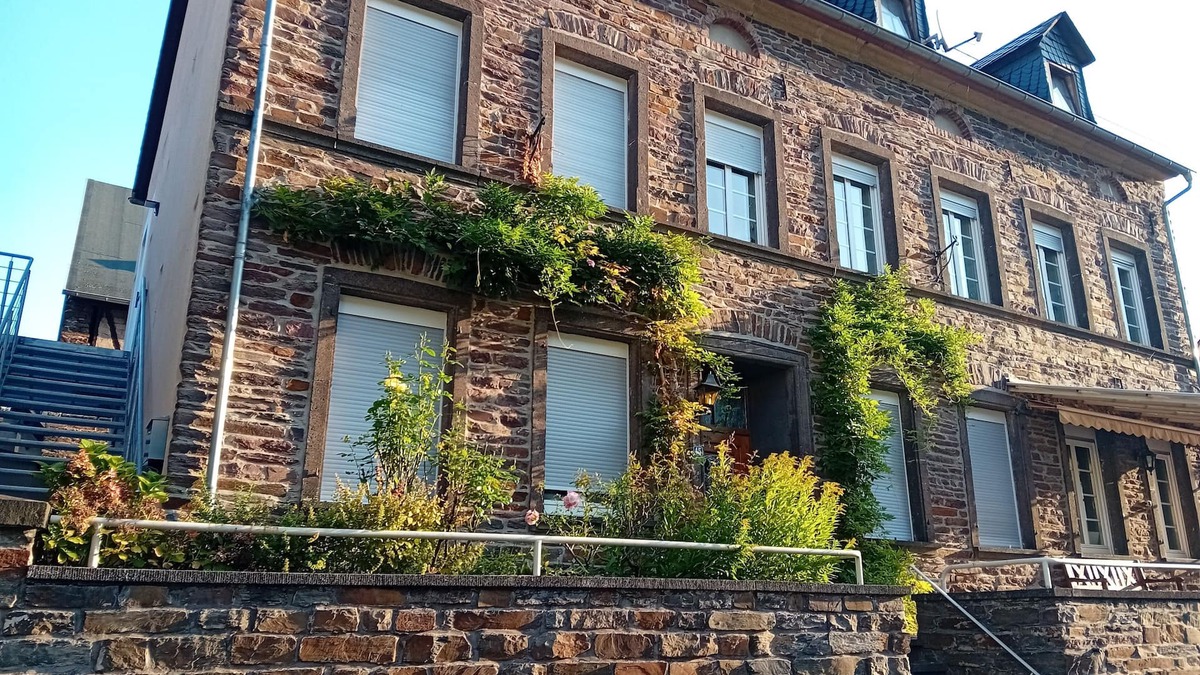 Poltersdorf Apartment | Holiday Apartment "Villa Eisfeld I" an the Mosel