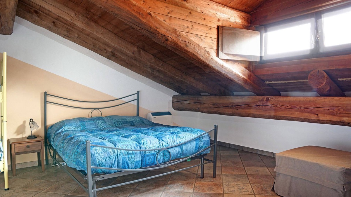 San Michele Prazzo Apartment | Holiday Apartment 'Anemone Tano Di Grich'"with Mountain View, 2 Balconies & Shared Terrace