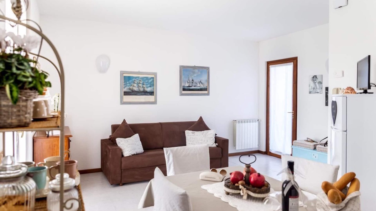 Manerba del Garda Apartment | Holiday apartment Manerba del Garda for 1 - 4 persons with 1 bedroom - Row house
