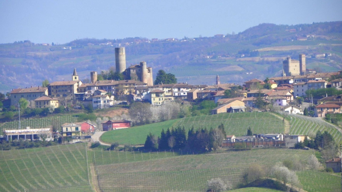 Serralunga d'Alba Apartment | Holiday apartment Serralunga d'Alba for 2 - 4 persons with 2 bedrooms - Holiday apartment