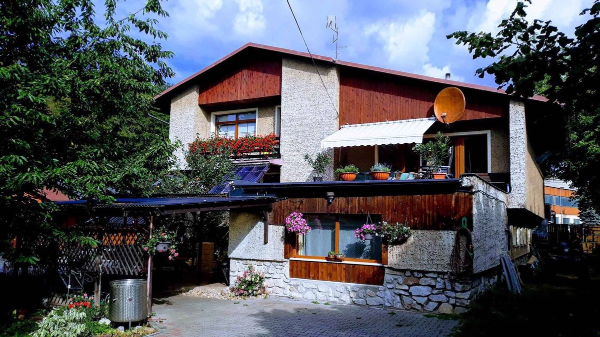 Svoboda nad Upou Apartment | Holiday apartment close to a skil ift with billiard and sauna