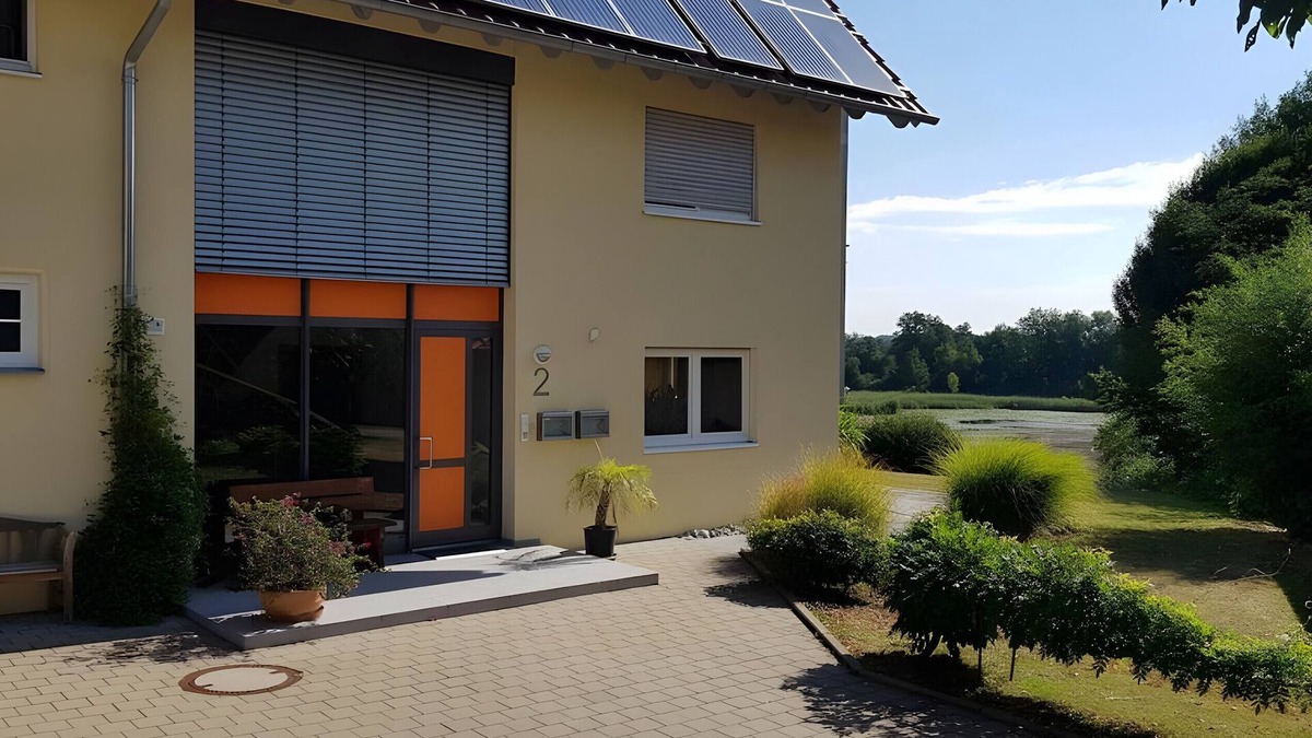 Bad Schussenried Apartment | Holiday Apartment 'Goelz' with Lake View, Wi-Fi and Air Conditioning