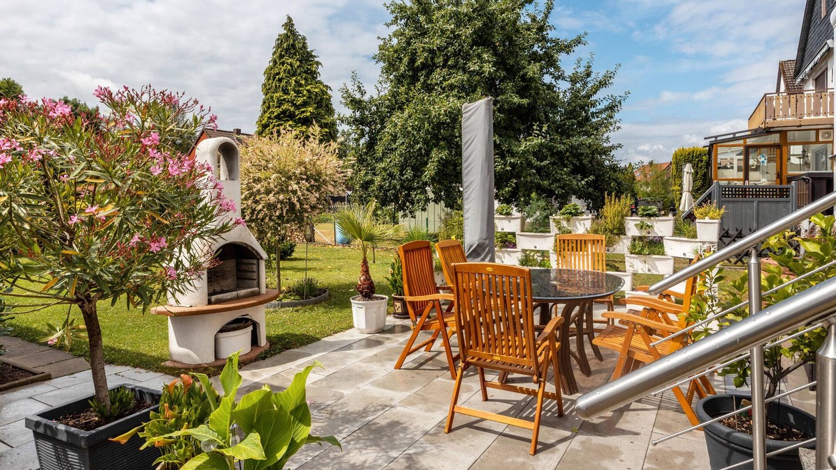 Hattorf Apartment | Holiday Apartment 'Waldmann' with Shared Terrace, Shared Garden and Wi-Fi