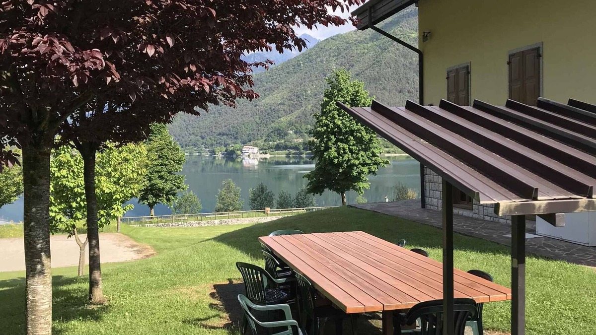 Molina di Ledro Apartment | Holiday apartment with a view of the Ledrosse