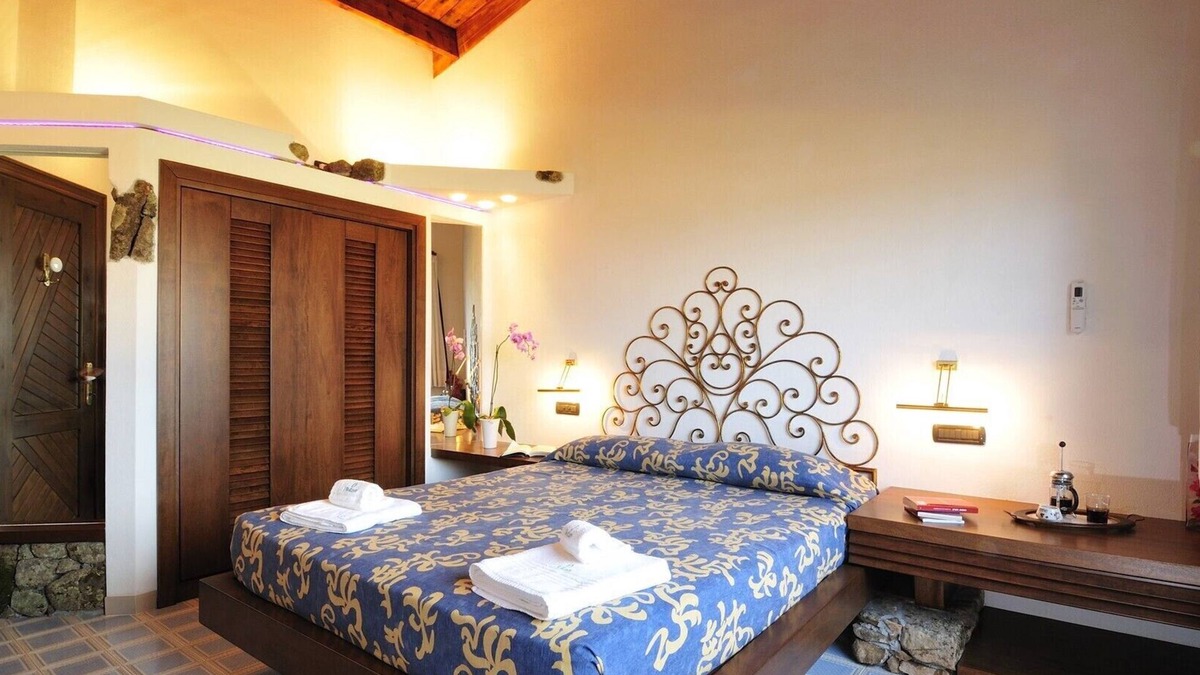 Porto San Paolo Apartment | Holiday apartments L'Ea di Lavru nSEA VIEW 2-rooms apartment-TOP INTERIOR DESIGN