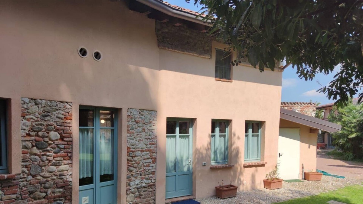 Vaprio d'Agogna Other | Holiday apartment Vaprio d'Agogna for 1 - 4 persons with 2 bedrooms - Castle