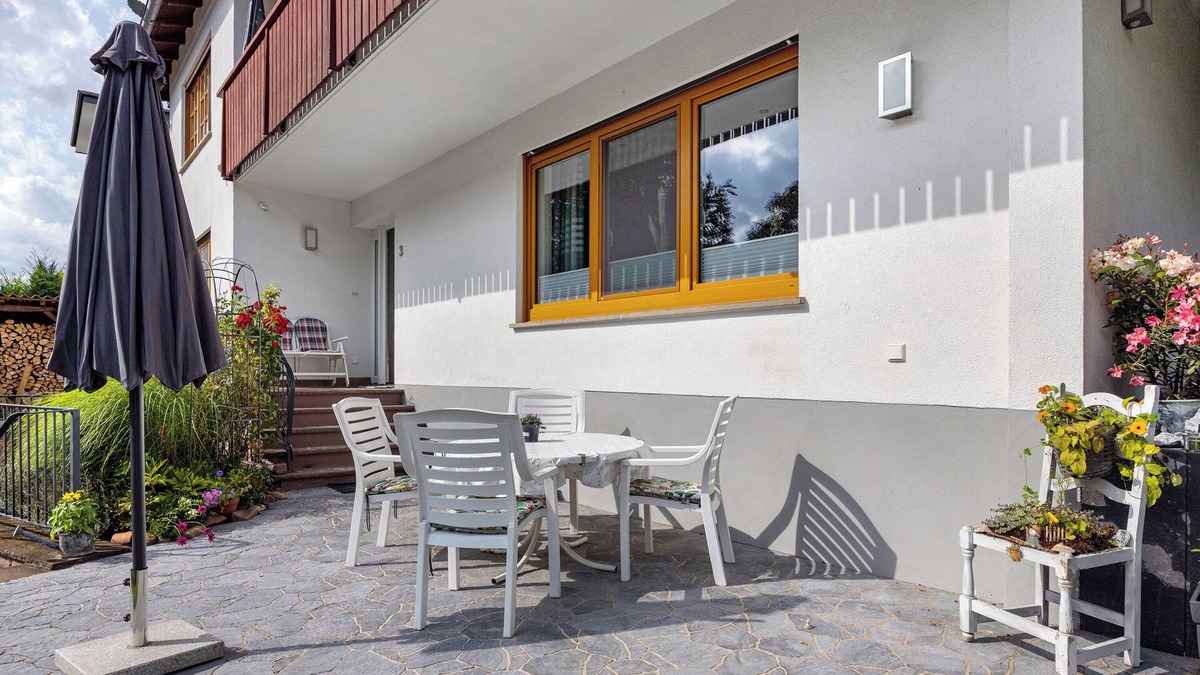 Bad Karlshafen Apartment | Holiday Apartment "Landradler" with Private Terrace, Shared Garden & Wi-Fi