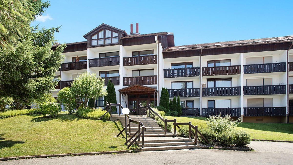 Missen-Wilhams Apartment | Holiday Apartment "Wanderglück" with Mountain View, Shared Heated Pool & Private Terrace