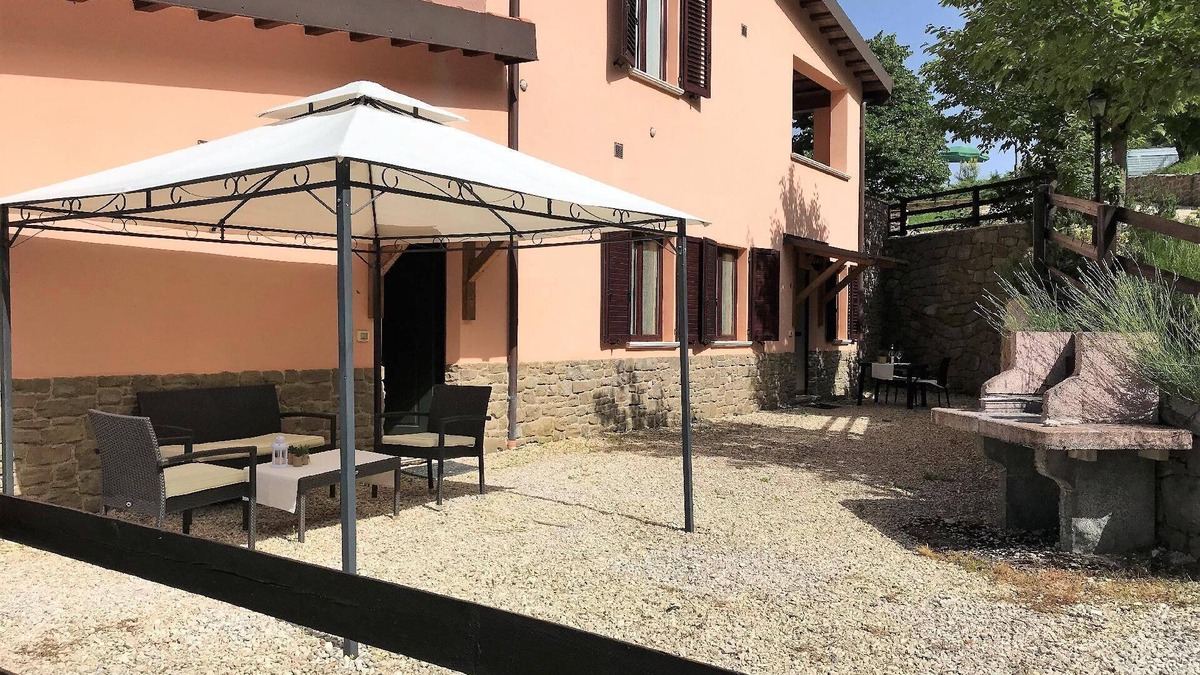Apecchio Apartment | Holiday apartment Apecchio for 1 - 6 persons with 3 bedrooms - Twin house