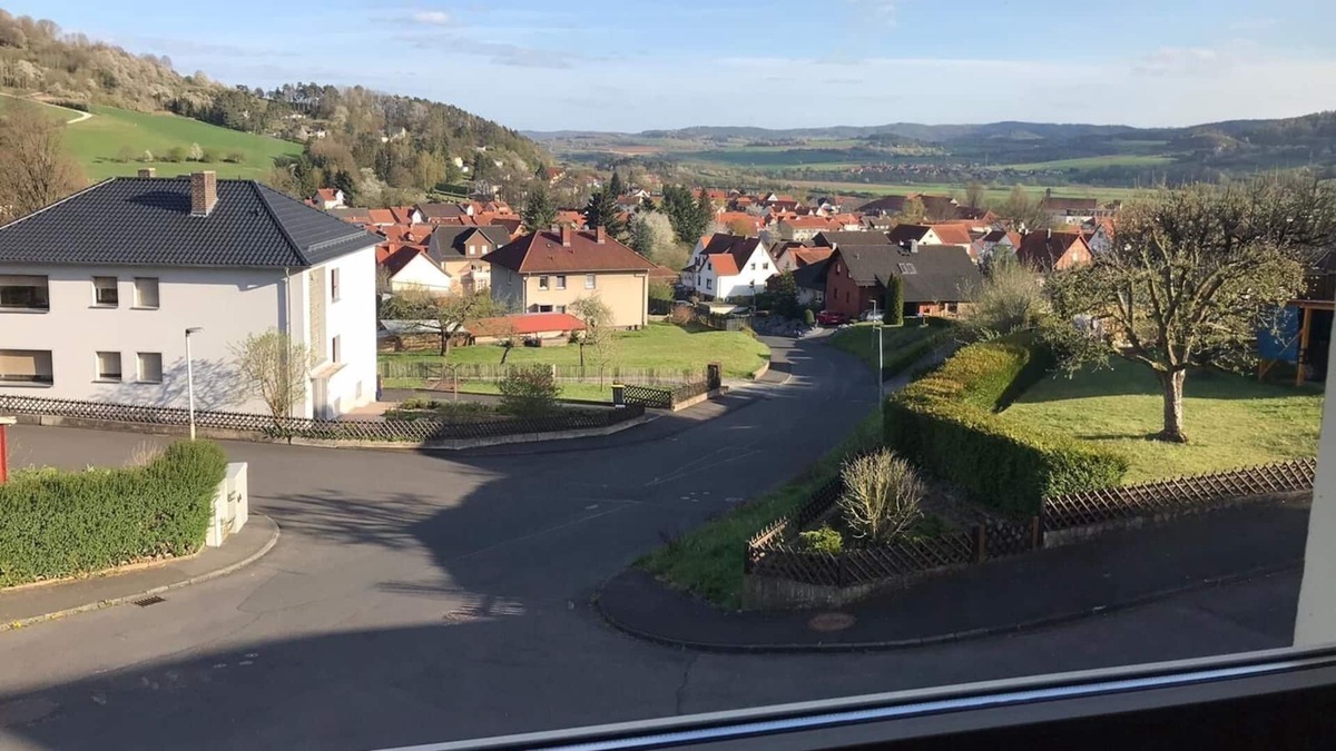 Altmorschen Apartment | holiday apartment/apt. for 6 guests with 98m² in Morschen (133054)
